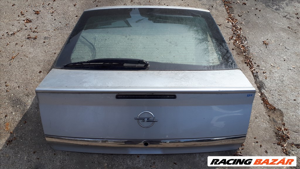 Opel Vectra C 5 ajtós csomagtérajtó  1. kép