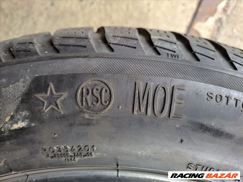 4db 225/55 R17 Pirelli Sottozero 3 Winter  RUN FLAT RSC MOE Defekttűrő használt téli gumi eladó!! 8. kép