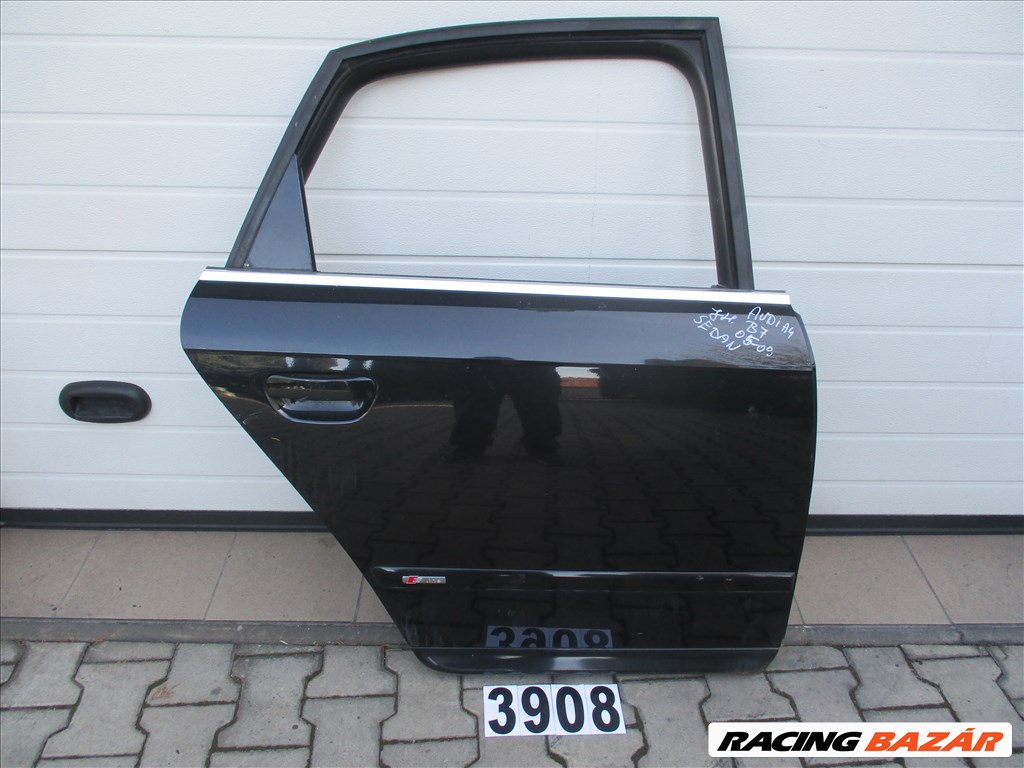 Audi A4 (sedan) - Jobb hátsó ajtó  1. kép