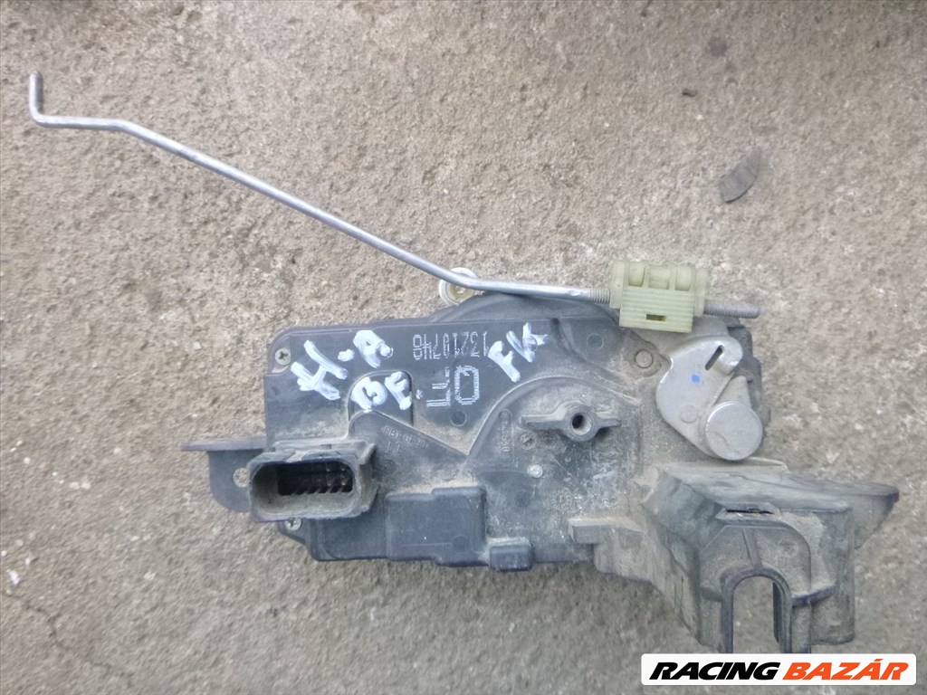 Opel Astra H , ZAFIRA B BAL ELSŐ ajtózár szerkezet 13210748 QF 1. kép