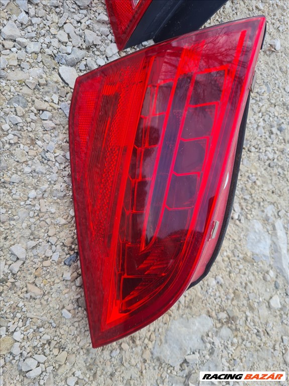 Audi a4 b8 avant bal hátsó belső led lámpa  8k9945093b 1. kép