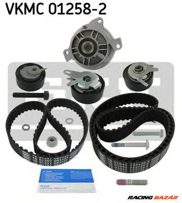 SKF VKMC 01258-2 - Vízpumpa + fogasszíj készlet VOLVO