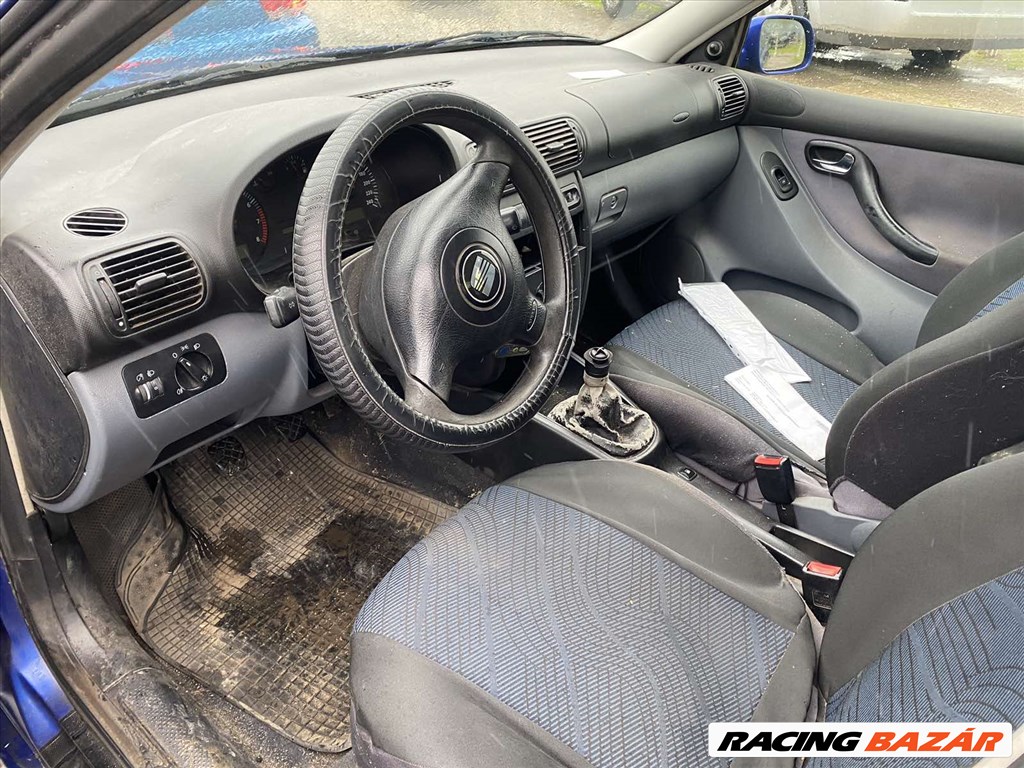 Seat Toledo II 1.6i bontott alkatrészei 3. kép