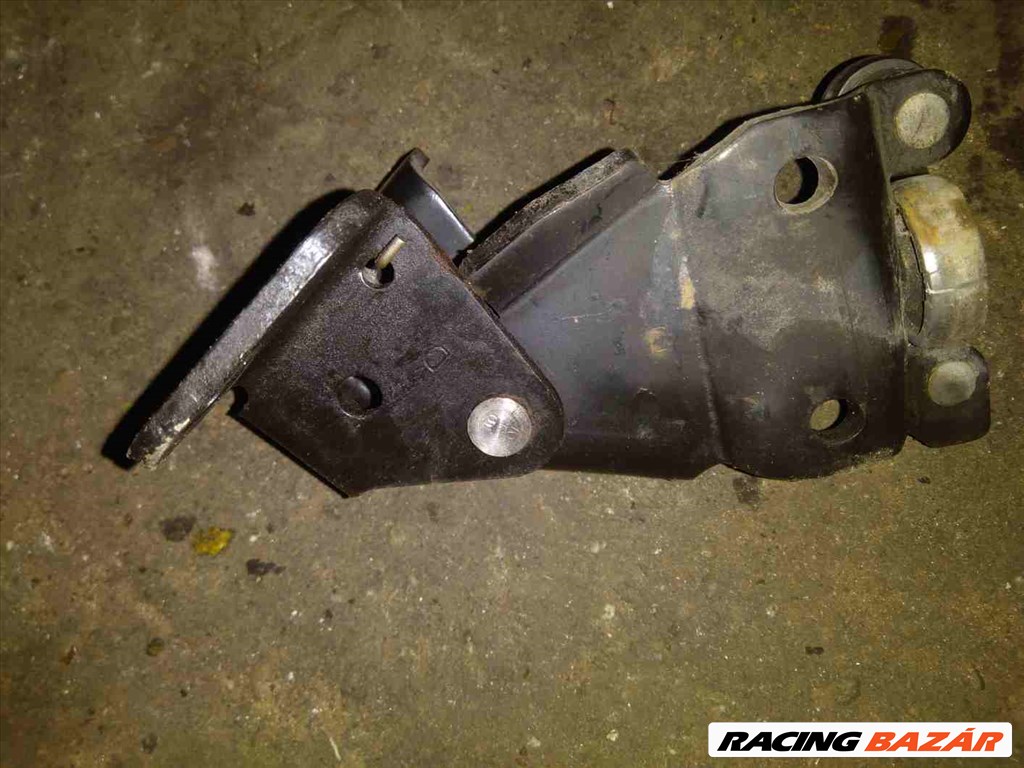 Fiat Scudo Jobb Tolóajtó Középső Görgő 2. kép