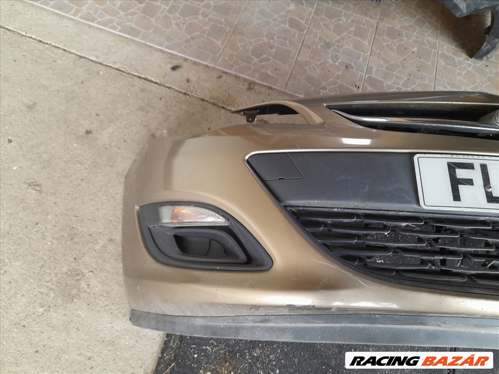 Opel astra j facelift első lökhárító  3. kép