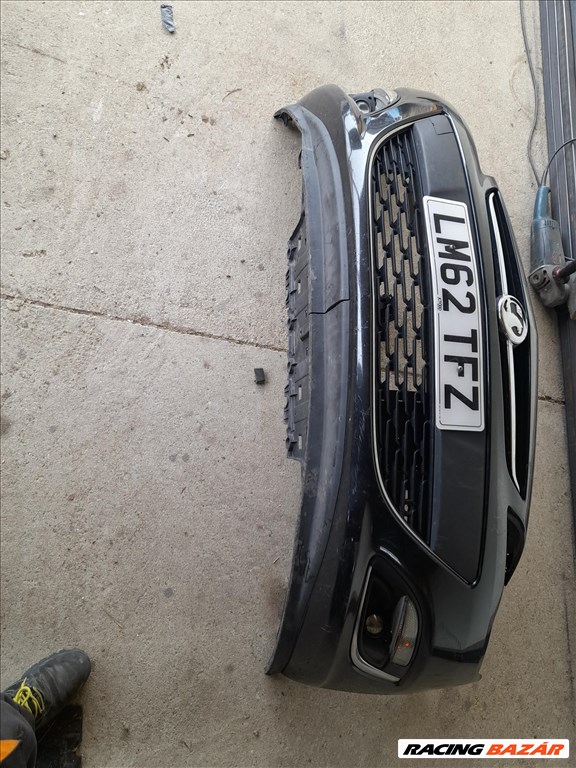 Opel astra j facelift első lökhárító  7. kép
