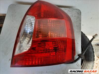 Hyundai Accent (2006-2010) bontott jobb hátsó lámp