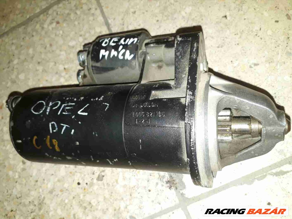 Opel Astra F Önindító 0 001 108 079 1. kép