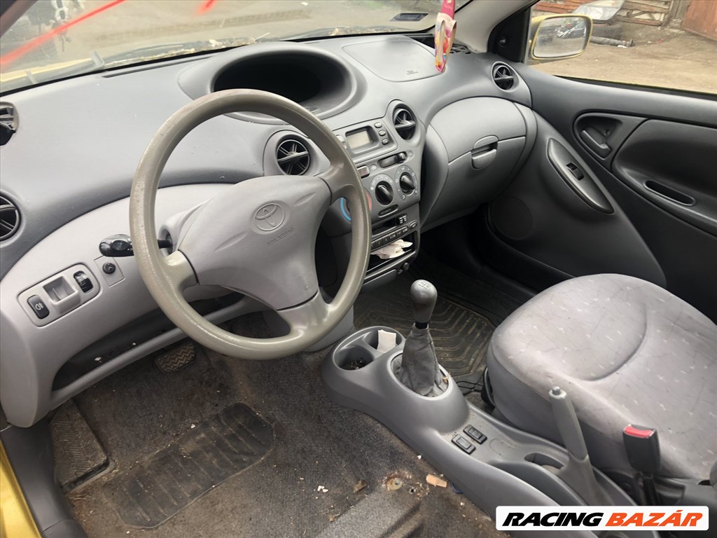 Toyota Yaris (XP10) 1.0VVT-i bontott alkatrészei 3. kép