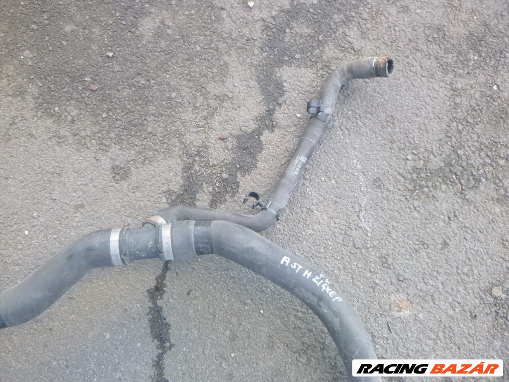 Opel Astra H 2005, 1,4 Z14XEP, KOMBINÁLT vízcső  3. kép