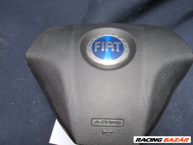 Fiat Grande Punto kék emblémás  kormánylégzsák 735410446 1. kép