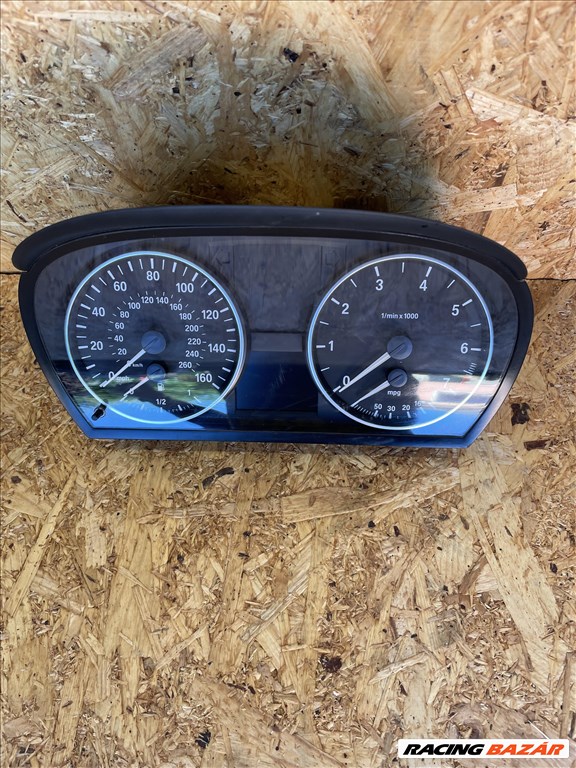 BMW 318i 2.0 b kilométeróra angol 1. kép