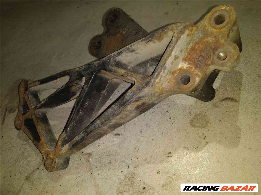 Volkswagen Sharan I Motortartó Bak 7M0199308B 2. kép