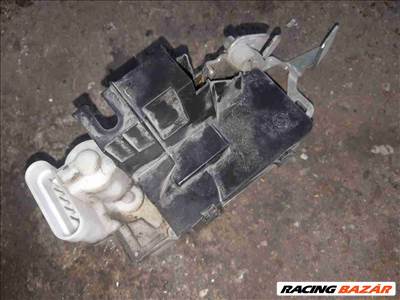 Peugeot Boxer 02-06 Bal Első Ajtó Zárszerkezet  Központizár Motor
