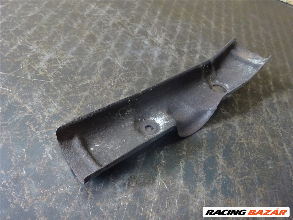 VW Volkswagen LT 98-06 2.5 kipufogó csonk hővédő lemez NSZ00001472 074129597 5. kép