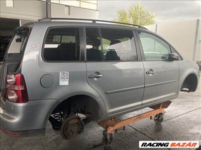 Volkswagen Touran I Typ 1T Touran facelift oldal ajtó 