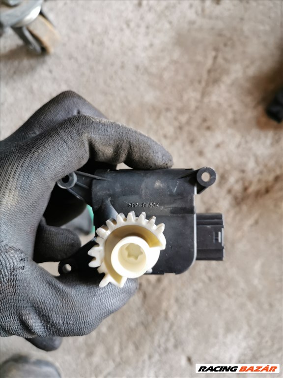 Volkswagen Golf V fűtés állító motor  1k1907511c 2. kép