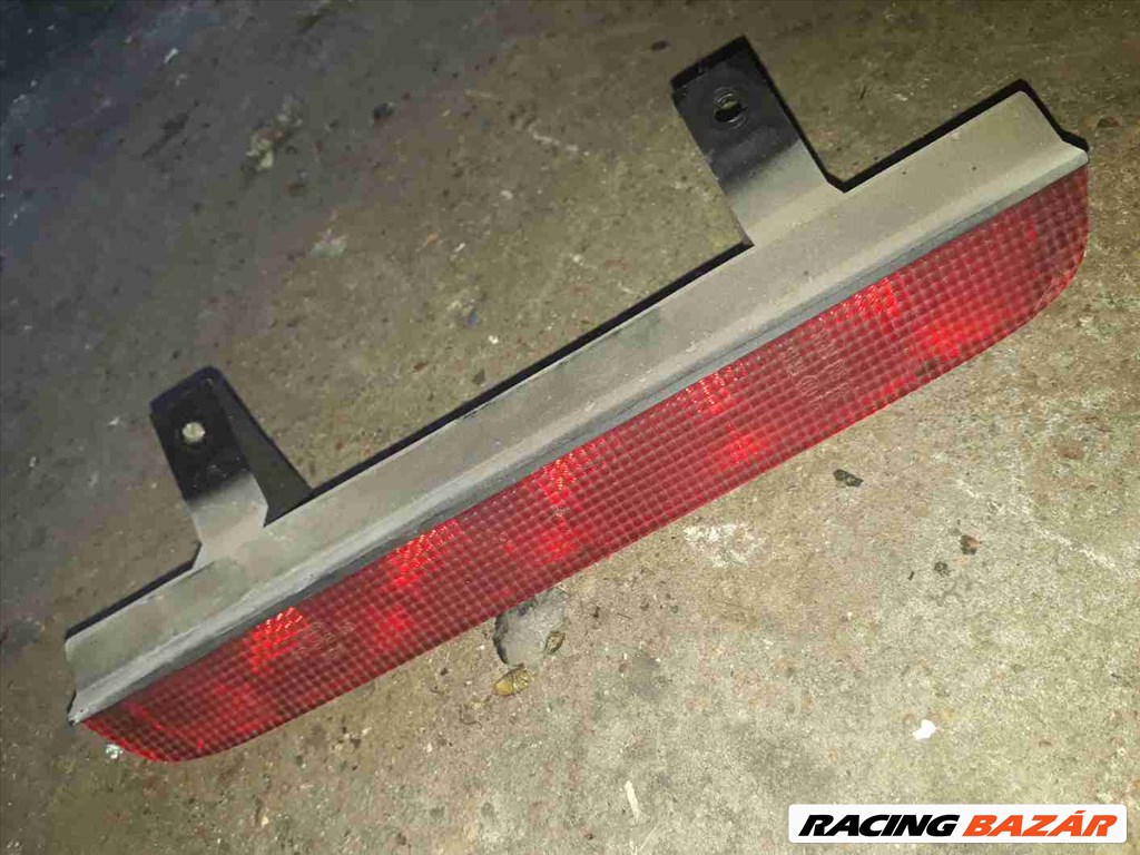 Suzuki Ignis 03-07 Pótféklámpa 03318040 1. kép