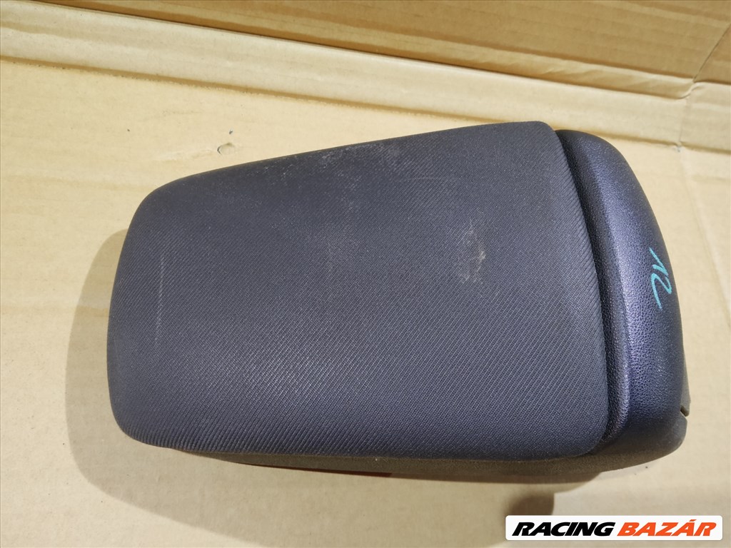 165876 Fiat Bravo 2007-2014 fekete szövet könyöklő  3. kép