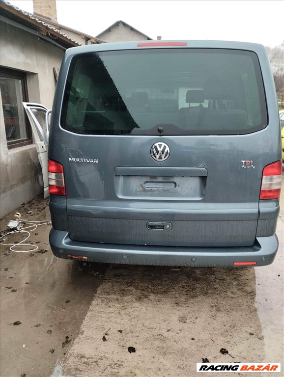 Volkswagen Transporter T5 bontott alkatrészei 3. kép