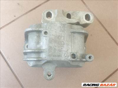 Volkswagen Golf VI motor tartó bak 1K0 199 262 CG