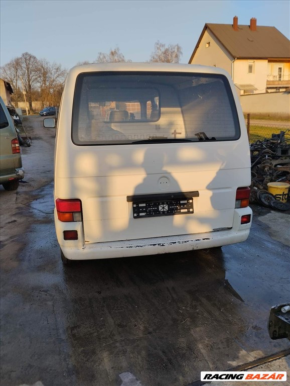 Volkswagen Transporter T4 bontott alkatrészei 1. kép