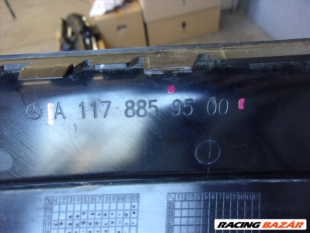 MERCEDES CLA-OSZTÁLY A117 AMG Line hátsó lökhárító szegély 2017-2019 A1178859500 6. kép
