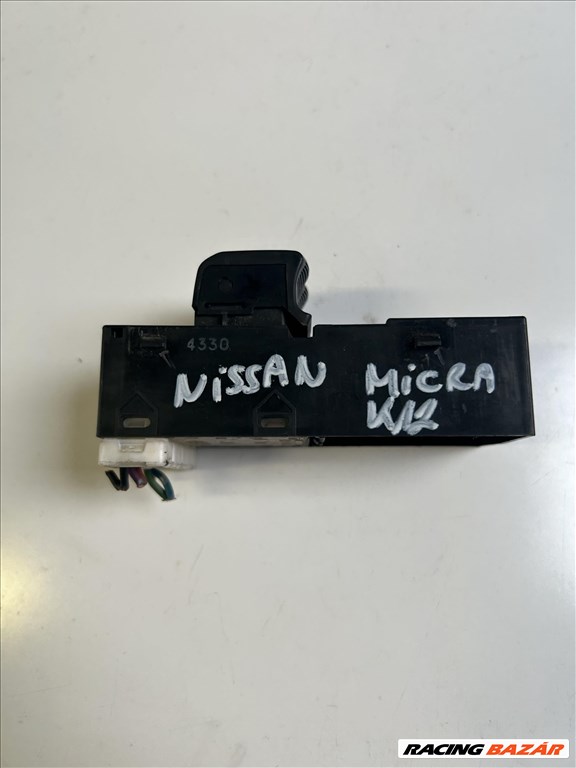 Nissan Micra V ablakemelő kapcsoló 3. kép
