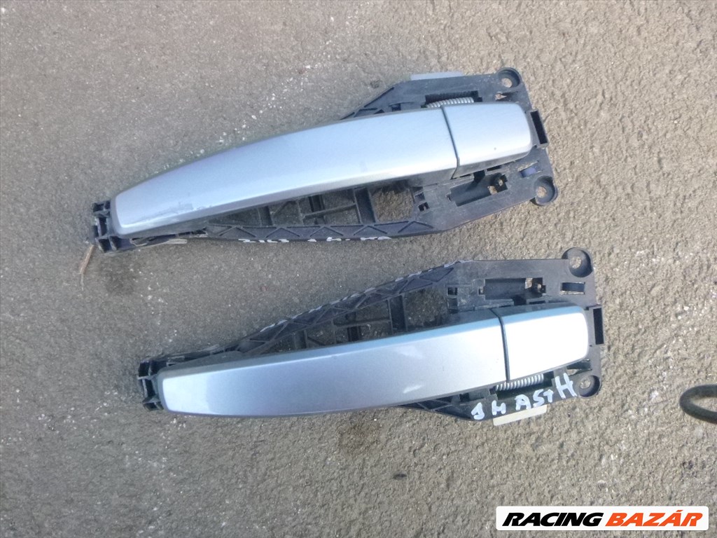 Opel Astra H 2005 hátsó külső ajtó kilincs Z163 SZÍNKÓD 1. kép