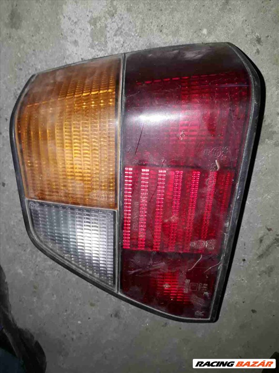 Volkswagen Golf II Jobb Hátsó Lámpa 101045112A 1. kép