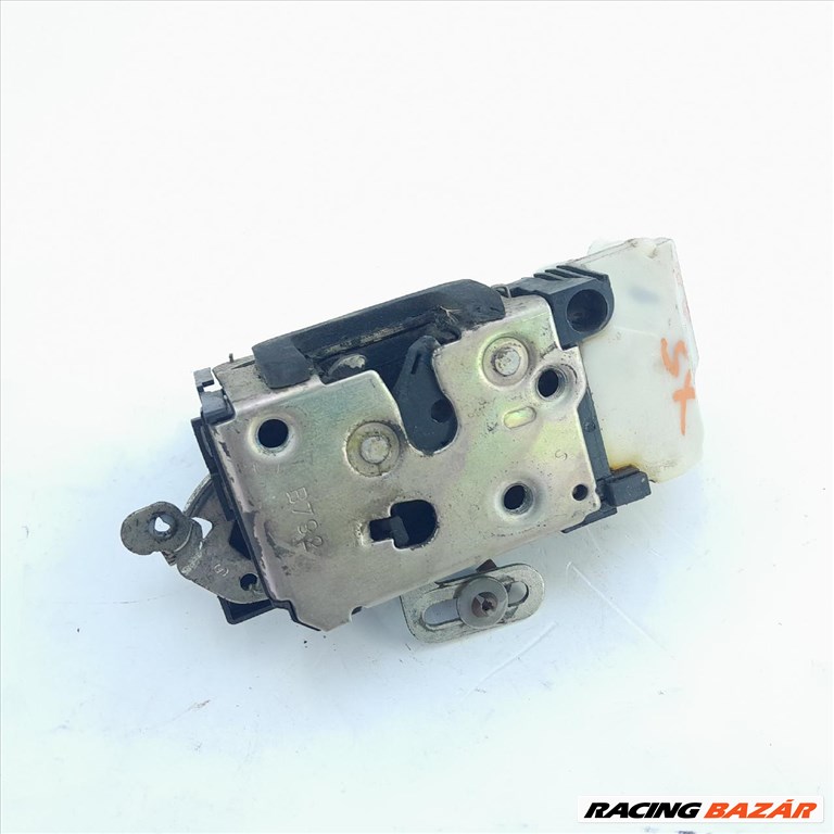 Fiat Punto II-III 5 ajtós bal első bontott ajtózár 46536066 3. kép