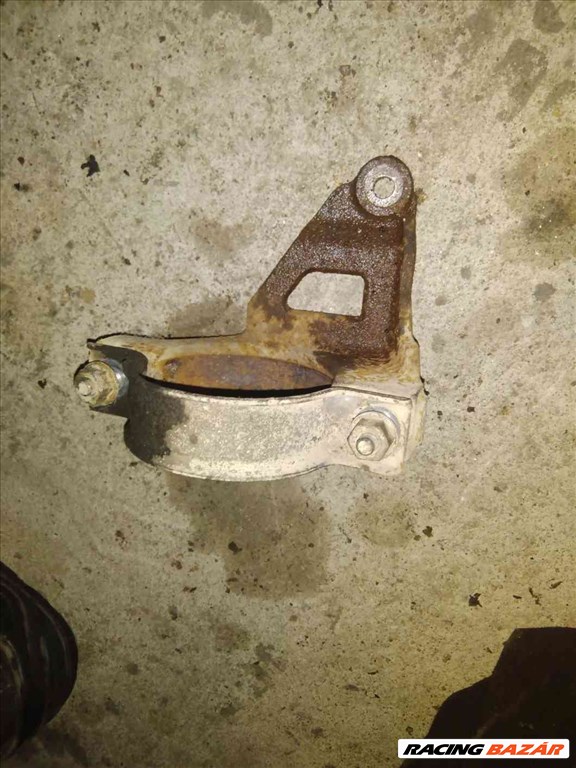 Ford Transit 06-13 Féltengely Tartó Bak 2. kép