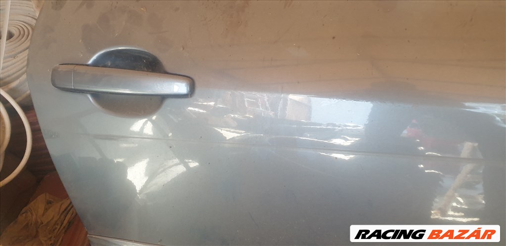 Peugeot 307cc jobb ajtó enyhén sérült  3. kép