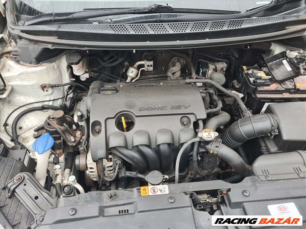 2014 Kia Cee'd (JD) 1.4 benzin G4FA bontott alkatrészek, bontás, bontott jármű 2. kép