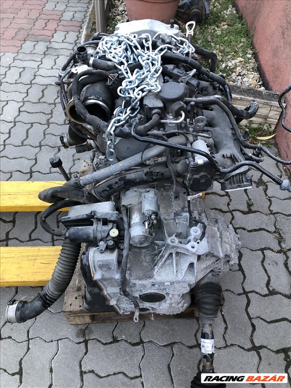 Mercedes Benz OM 270 benzines kereszt motor 2. kép