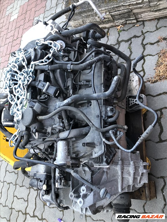 Mercedes Benz OM 270 benzines kereszt motor 6. kép