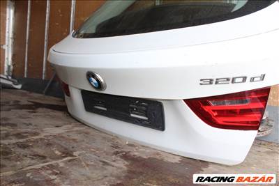 BMW 320d Gran Turismo csomagtér ajtó üresen 