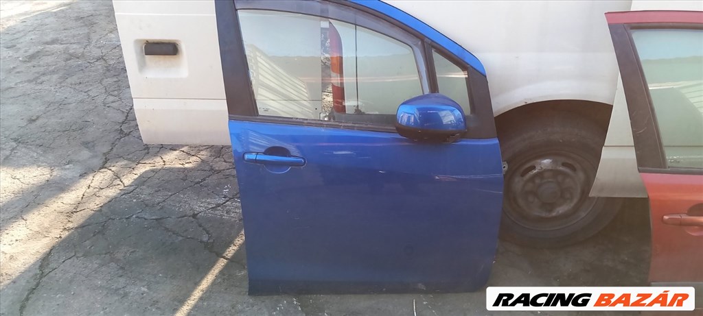 Suzuki Splash jobb első ajtó  1. kép