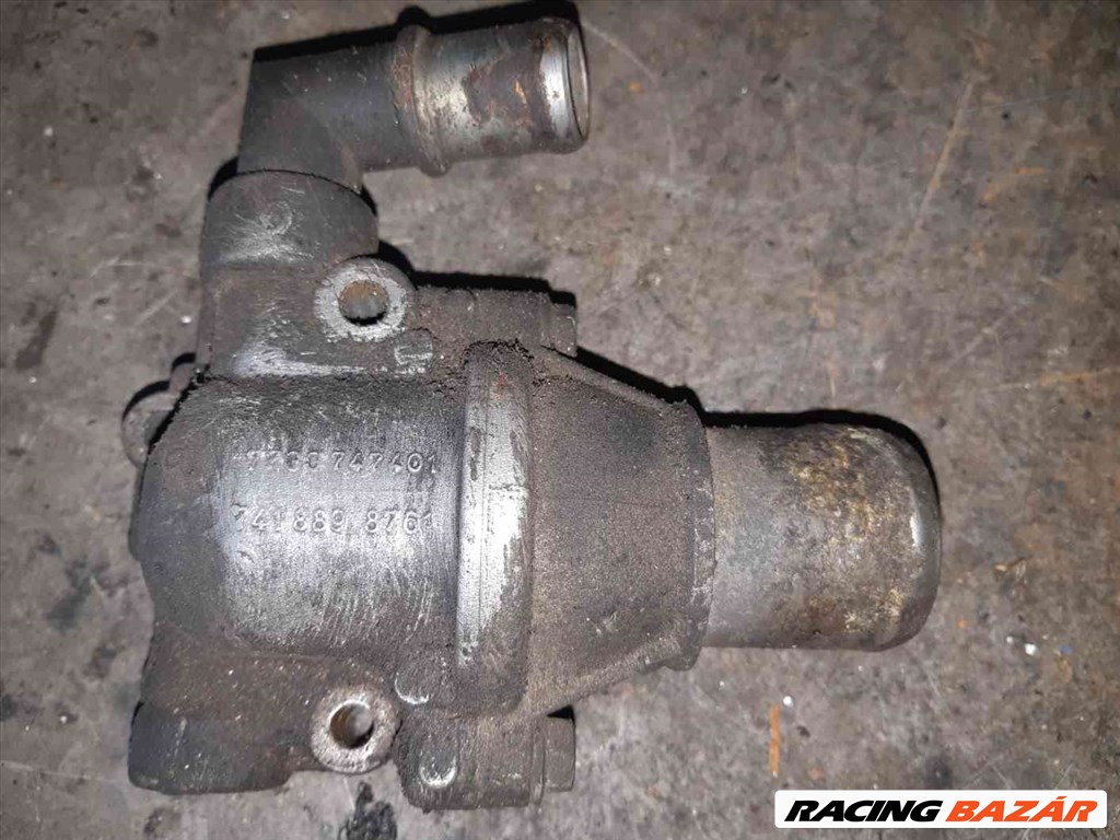 Renault Clio I Termosztátház  Termosztát 7700 747401 1. kép