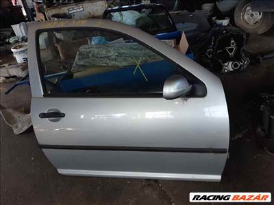 Volkswagen Golf IV Jobb Első Ajtó