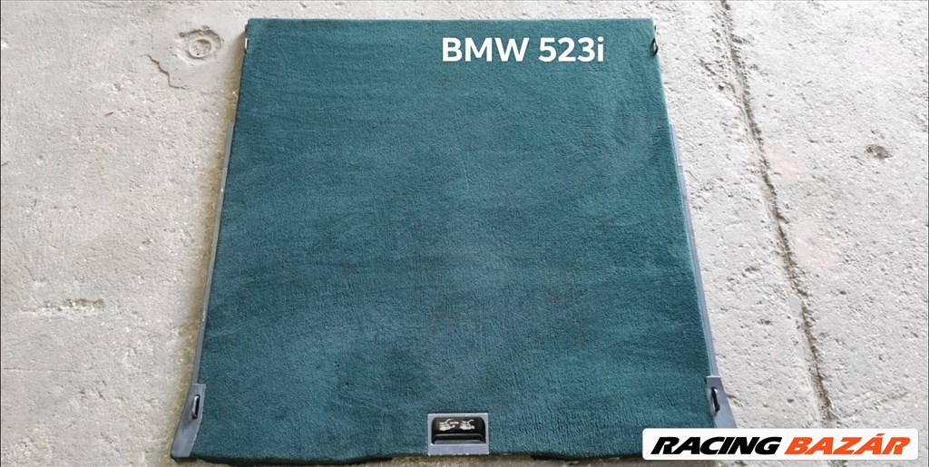 BMW 523i touring pótkerék fölötti ajtó 1. kép