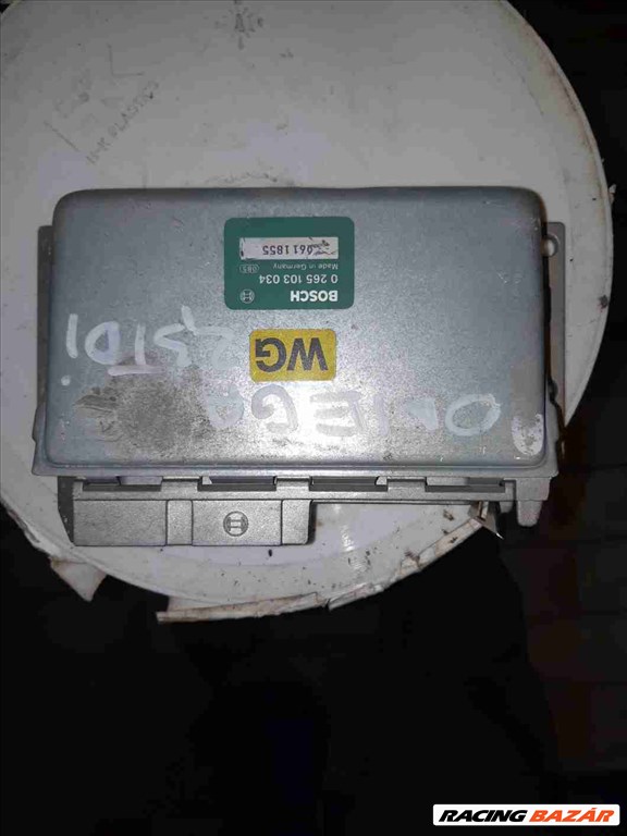 Opel Omega A Motorvezérlõ / ECU 0256103034 1. kép