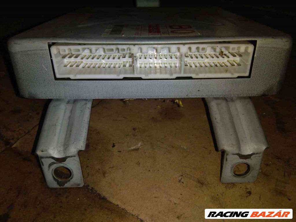 Suzuki Swift II 92-03 Motorvezérlõ / ECU 3392069E0 2. kép