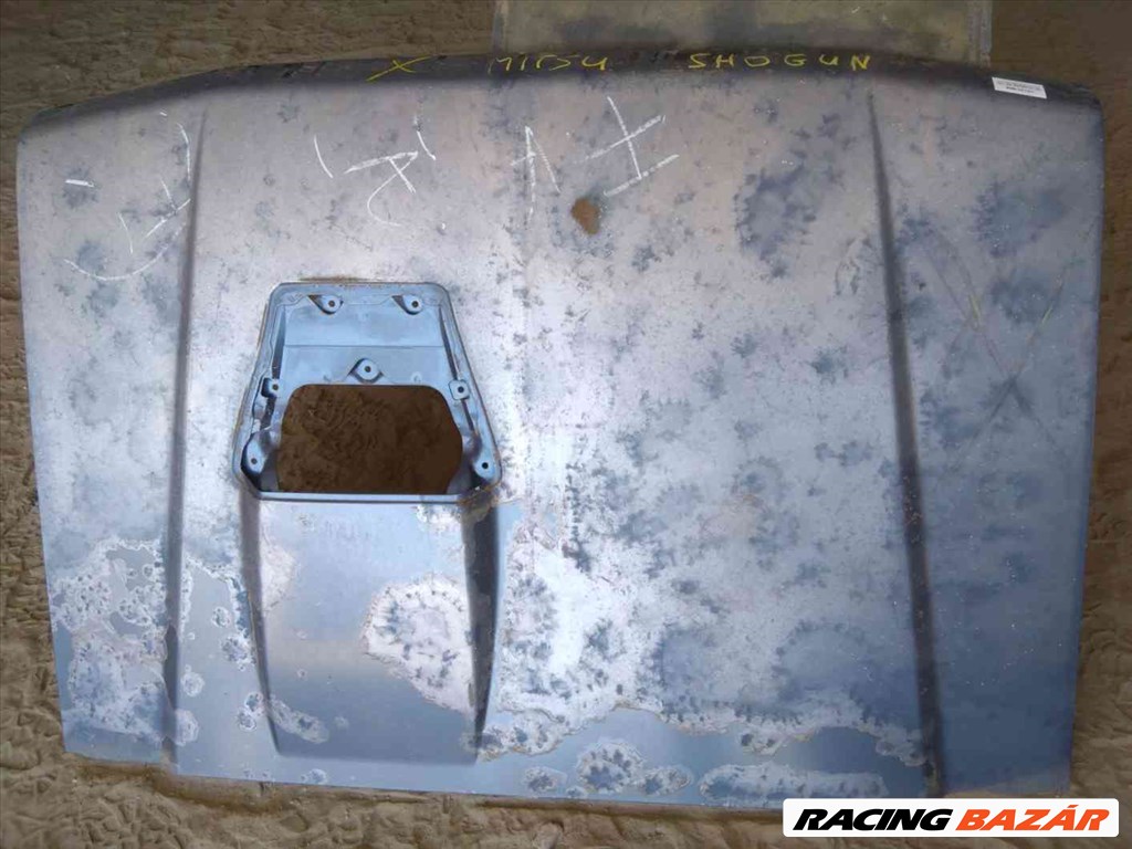 Mitsubishi Pajero Motorháztető 1. kép