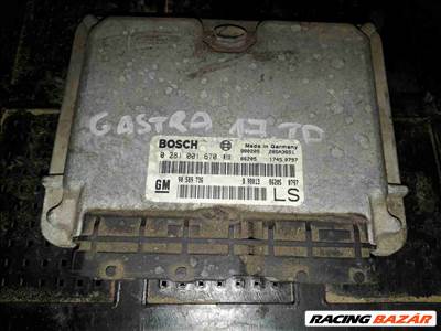 Opel Astra G Motorvezérlő / ECU 0 281 001 670