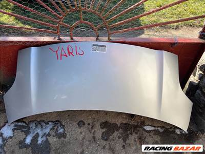 Toyota Yaris (XP90) TOYOTA YARIS Motorháztető