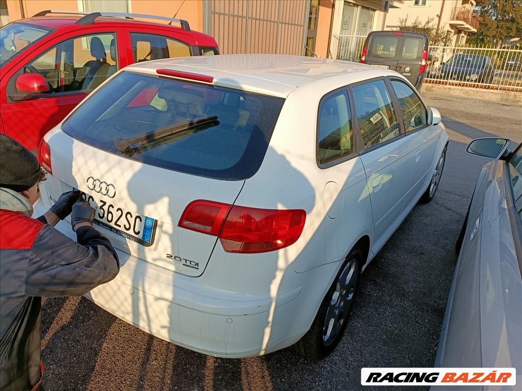 Audi A3 (8P) 2.0 TDI quattro motor BMM 150348 kóddal, 242701km-el eladó audia38p20tdi 4. kép