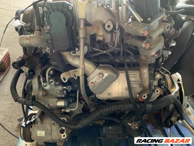 Mitsubishi L200 IV komplett dízel motor  2. kép