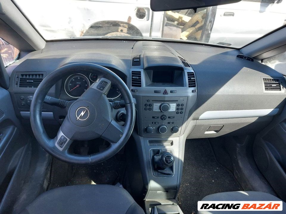 Opel Zafira B bontott alkatrészei (23/34) 5. kép