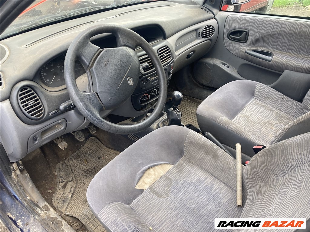 Renault Mégane I/2 1.6i  bontott alkatrészei 3. kép